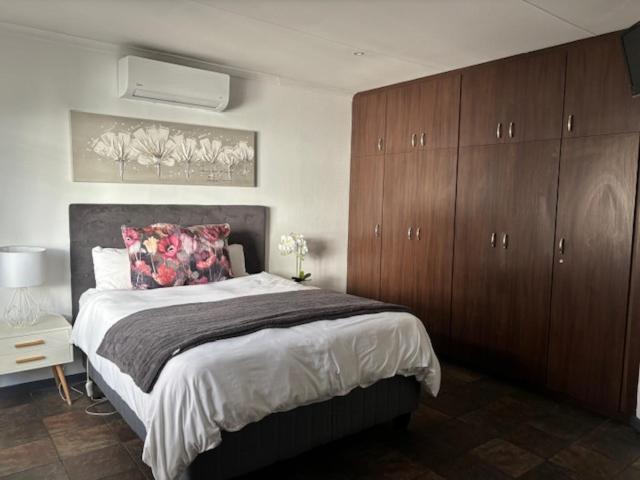 Karoo Heart Apartment Beaufort West Exterior photo